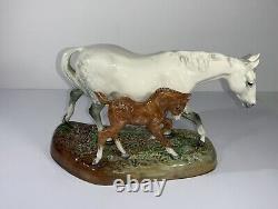 Vintage Royal Doulton Gude Grey Mare And Foal HN2532 Figurine Gorgeous Mint