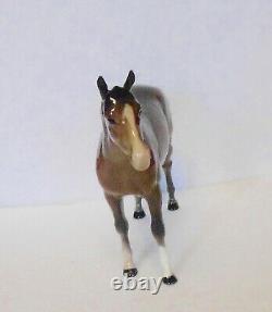 Vintage porcelain horse beswick england 9 long 8 1/4 tall beautiful horse look