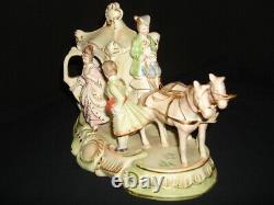 Vtg. 9x 5x 6.5 Porcelain Horse Drawn Carriage WithCouple & Coach Driver MINT