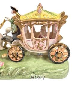 Vtg CAPODIMONTE ITALY Porcelain Cinderella Princess Stagecoach 4 Horse Carriage