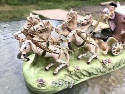 Vtg CAPODIMONTE ITALY Porcelain Cinderella Stagecoach Carriage with Horses Minty