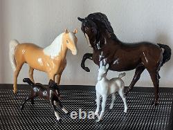 Vtg Porcelain Horse figure Family 2/ Royal Doulton 2/unmarked Beswick Mare Foal