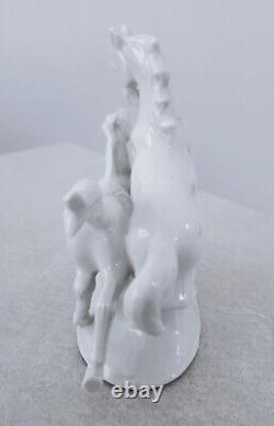 Wagner & Apel Porzellan Wild Horses Figurine #11594 White Porcelain Beautiful