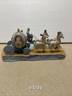 Walt Disney World Park Porcelain Cinderella Horse Carriage Coach Figurine (OR)