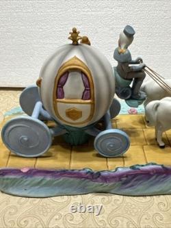Walt Disney World Park Porcelain Cinderella Horse Carriage Coach Figurine (OR)