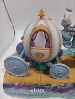 Walt Disney World Park Porcelain Cinderella Horse Carriage Coach Figurine RARE