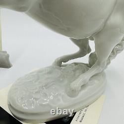 Wien Augarten Horse Porcelain Figurine Vienna Austria 1932 COA Porzellan White