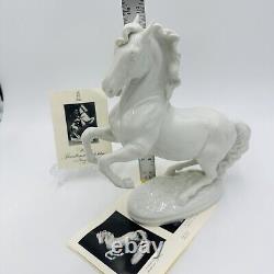 Wien Augarten Horse Porcelain Figurine Vienna Austria 1932 COA Porzellan White