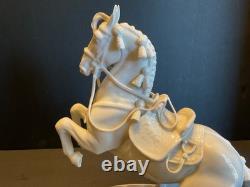 Wien Augarten Horse Sculpture # 1550 9 inch made in Austria Porcelain MINT